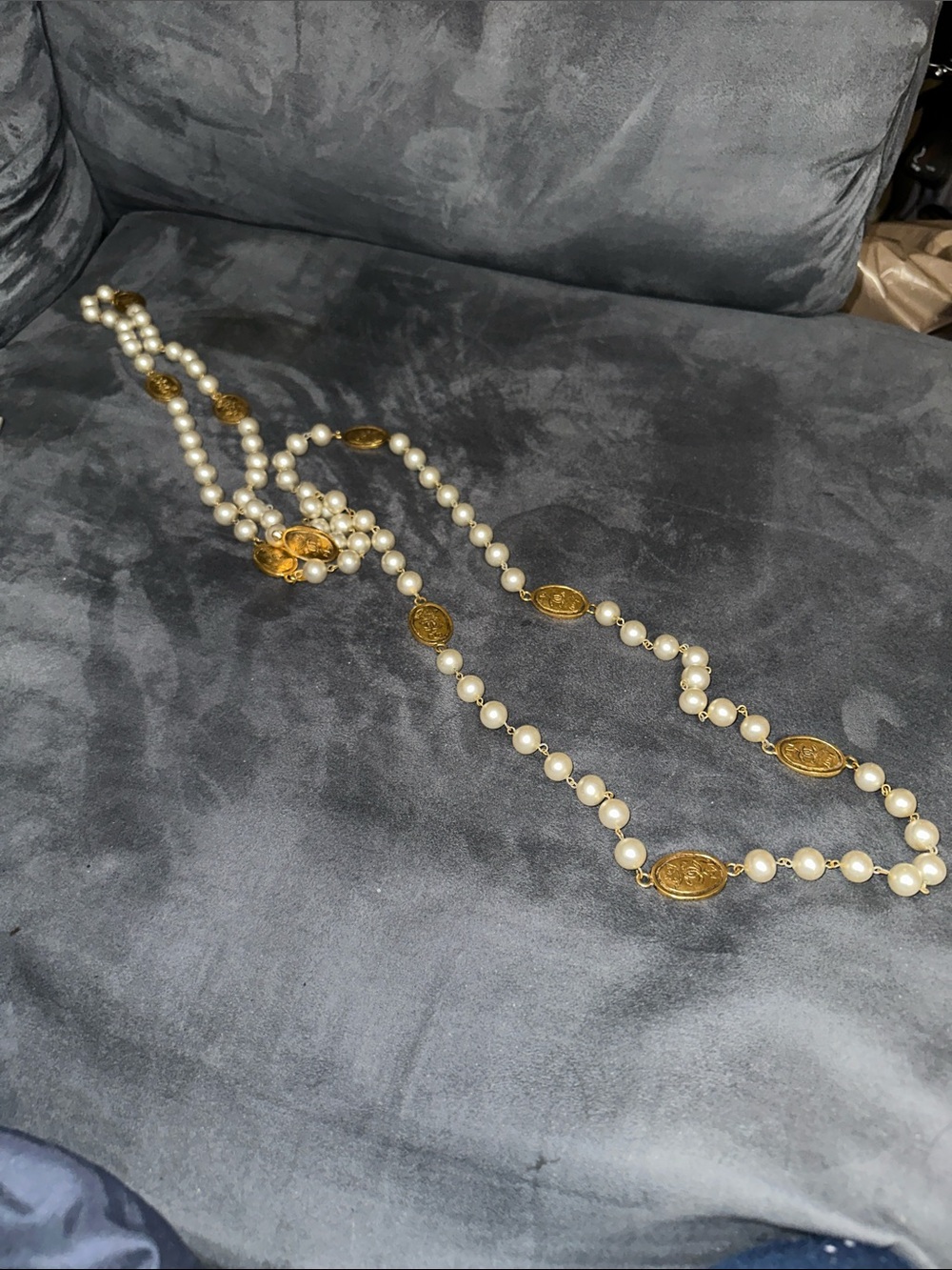 CHANEL Gold and Pearl-Style Long Medallion Necklace - Picture 4 of 9